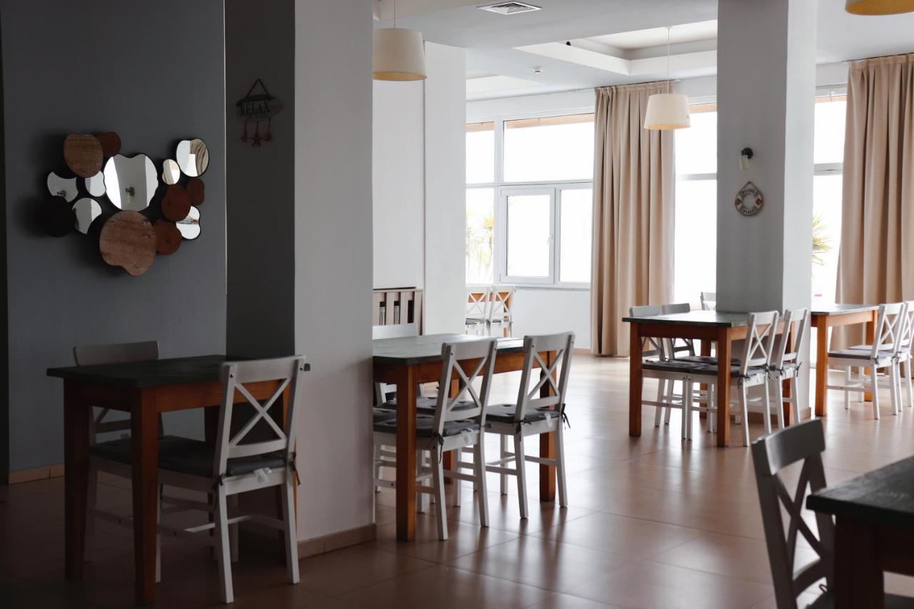 Hotel Victory Mamaia Extérieur photo