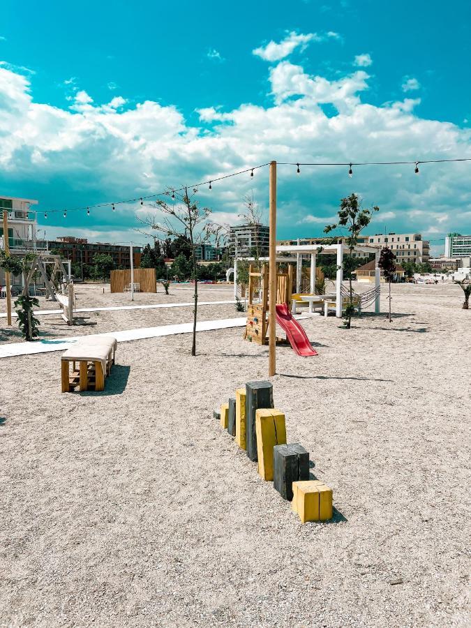 Hotel Victory Mamaia Extérieur photo