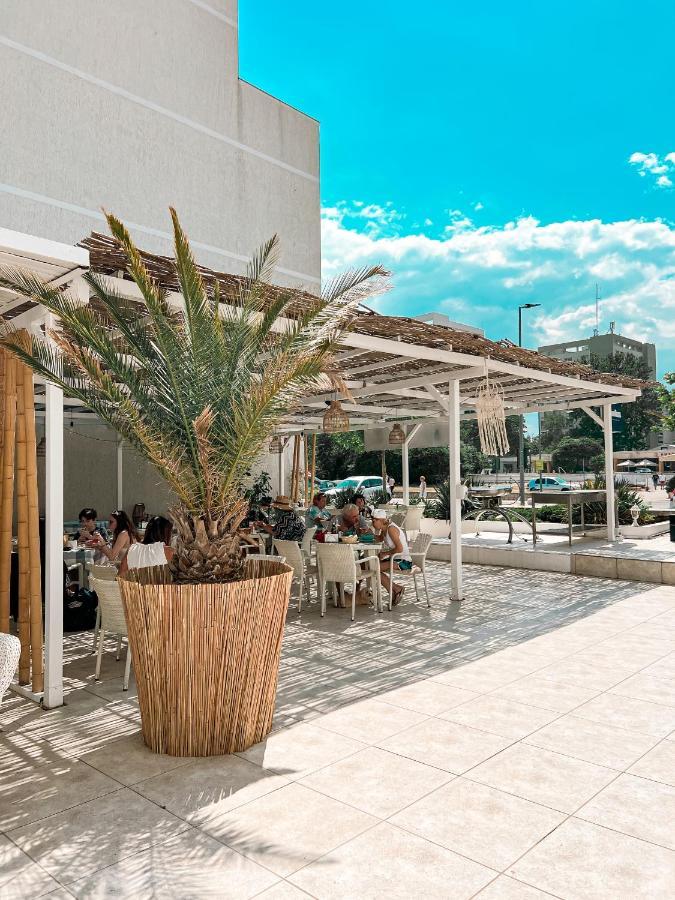 Hotel Victory Mamaia Extérieur photo