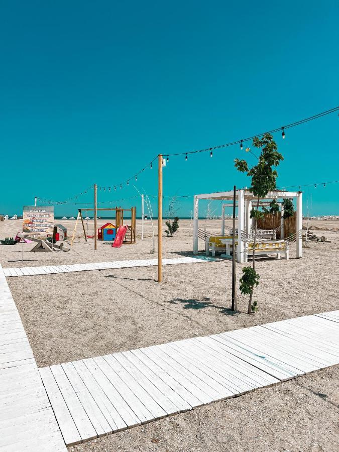 Hotel Victory Mamaia Extérieur photo