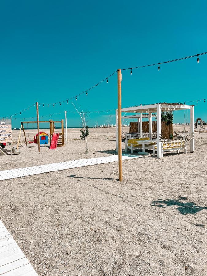 Hotel Victory Mamaia Extérieur photo